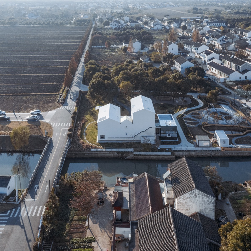 The White Suzhou Section Homestay China by Wutopia Lab