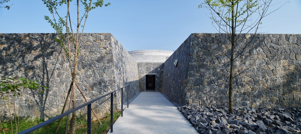 The Chuan Malt whisky distillery Landscape design China by YIYU design