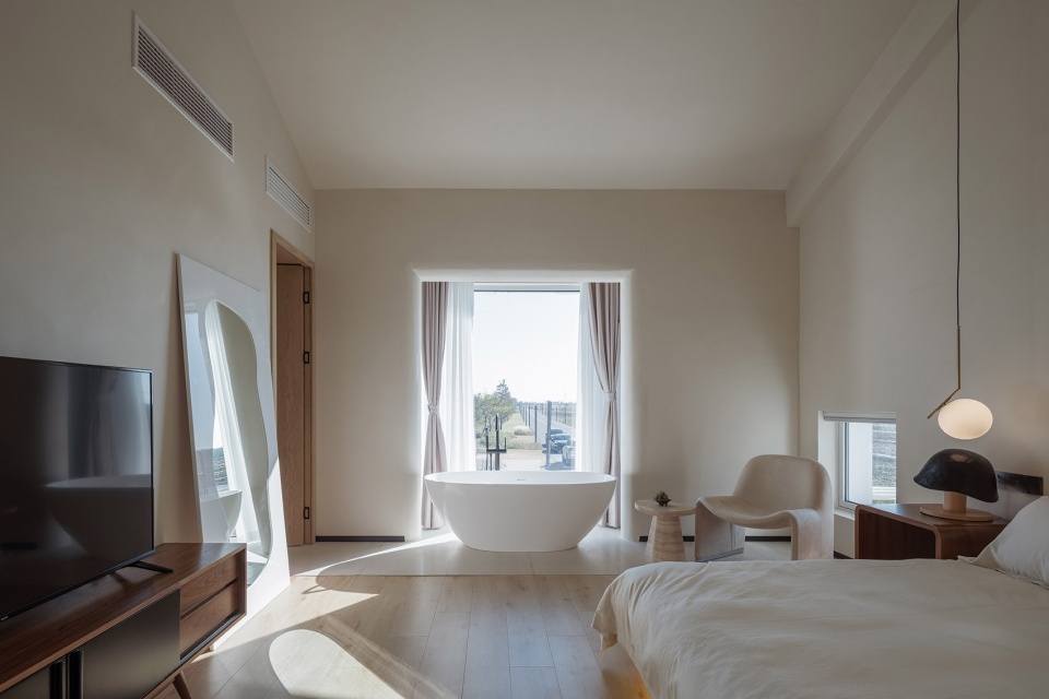 The White Suzhou Section Homestay China by Wutopia Lab