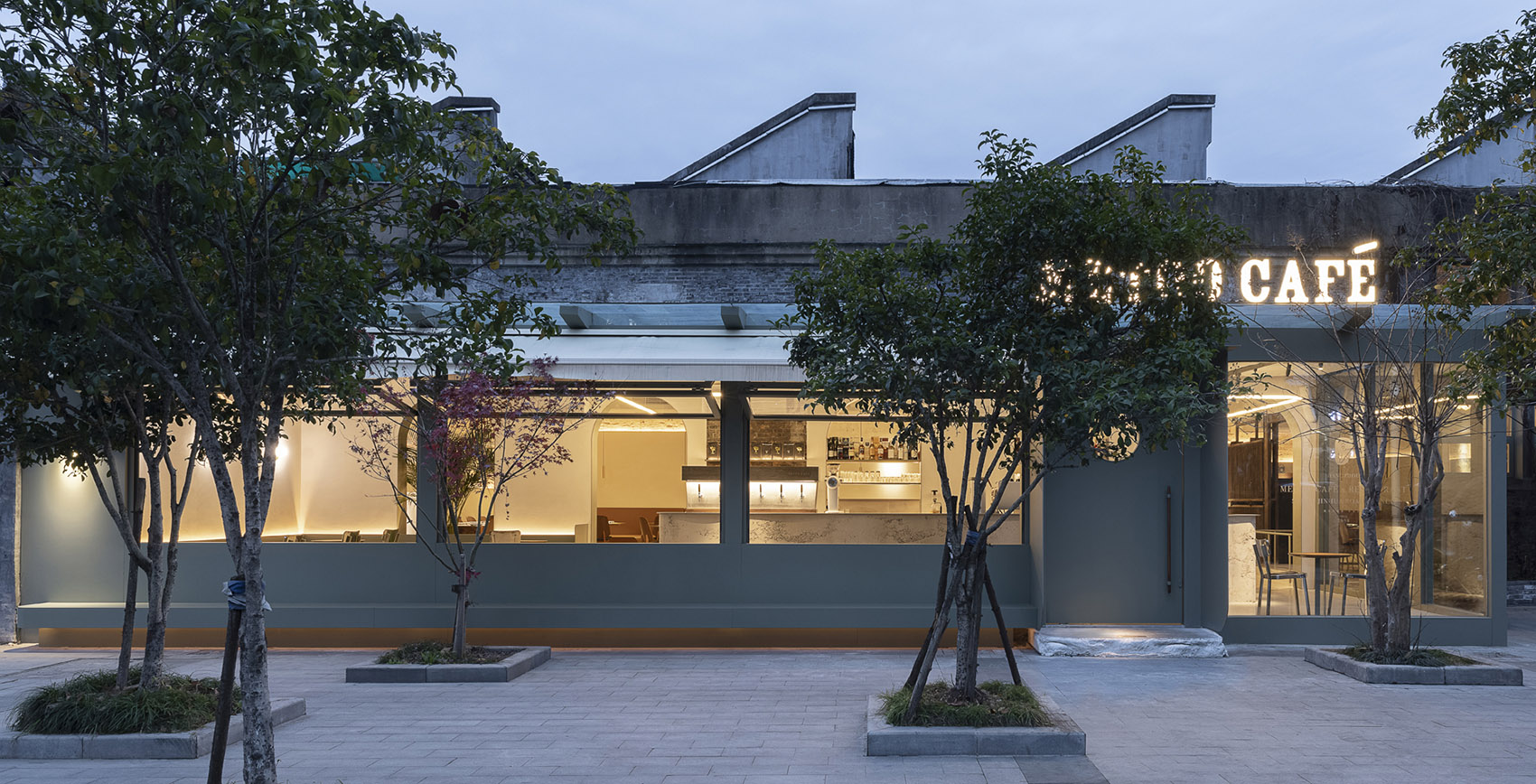 Metoo Cafe IDEAL 166 Store China by Hangzhou Guantang Interior Design