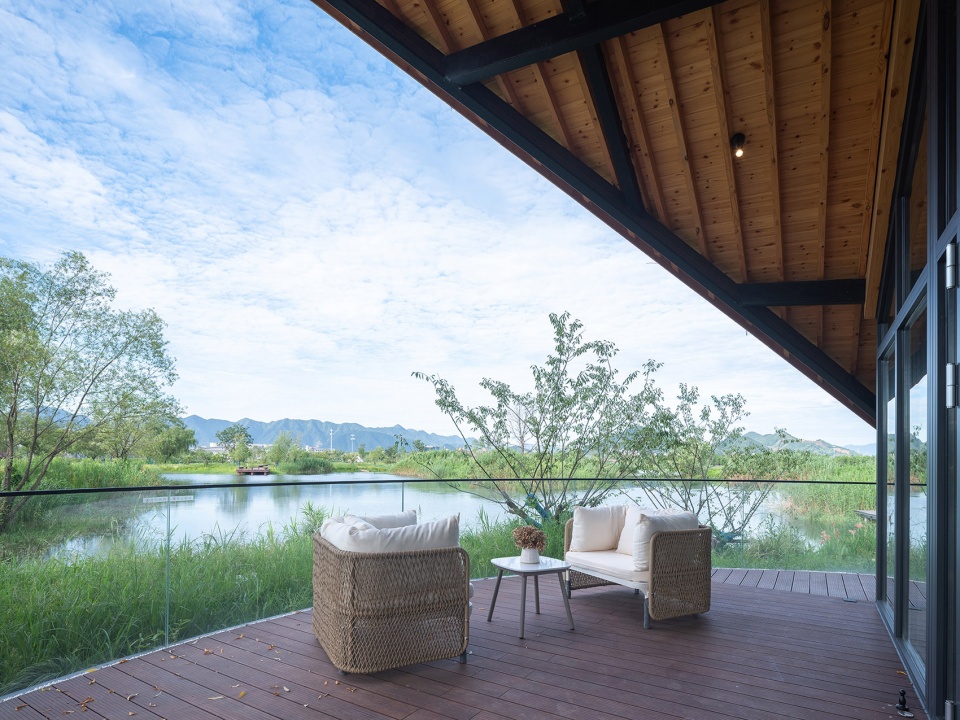 fuyang yangbei lake wetland ecological hotel china by shulin architecture