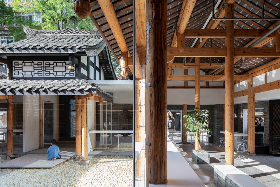 arabica wide narrow alley in chengdu china by blue architecture studio