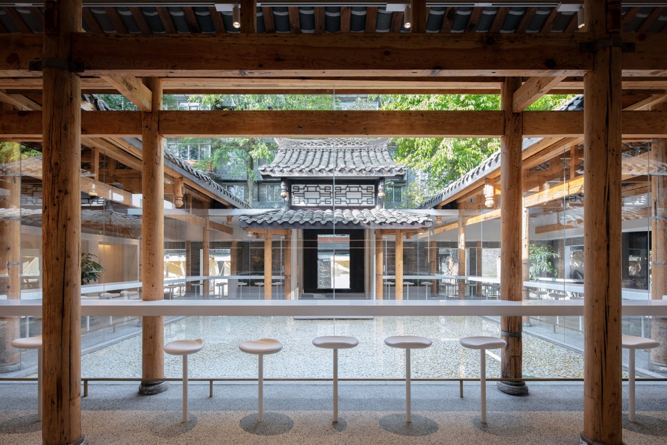 arabica wide narrow alley in chengdu china by blue architecture studio