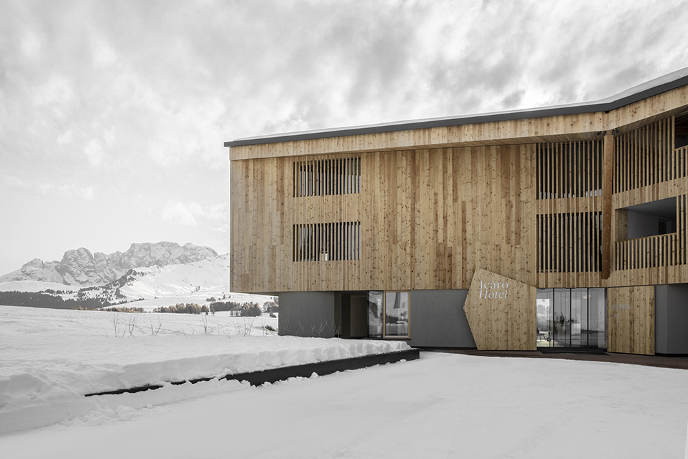 icaro hotel by modusarchitects