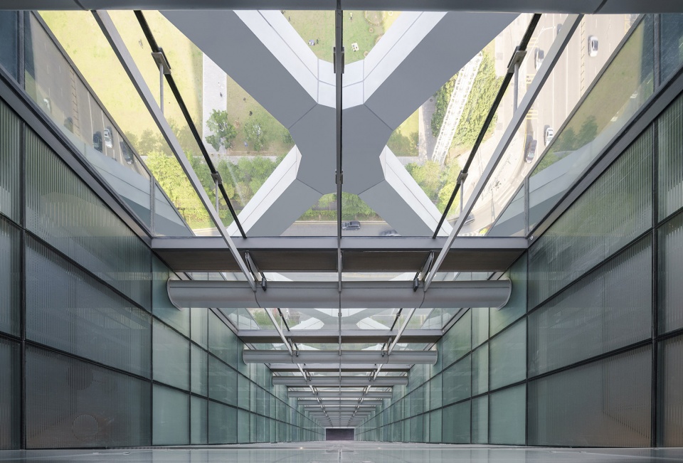Shenzhen Rural Commercial Bank Headquater SOM