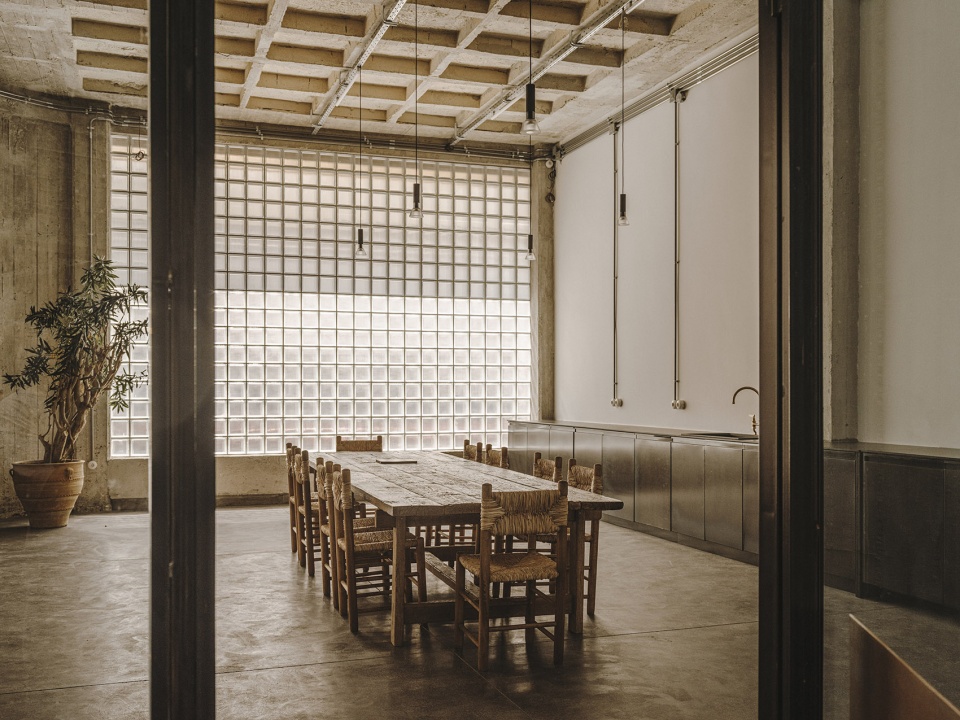 10AM Lofts Studio Andrew Trotter Gavalas Ioannidou Architecture