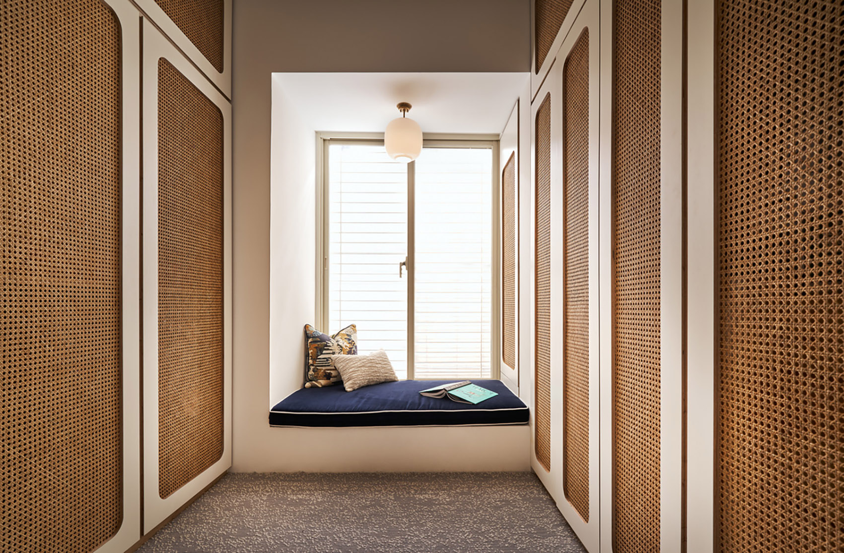 louver flat taiwan by phoebe says wow architects