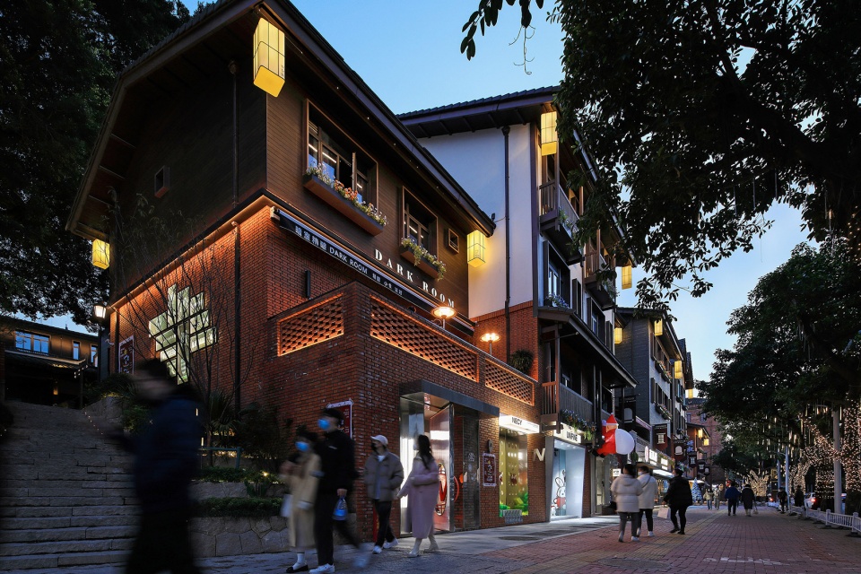 Yantai Mountain Commercial Streetscape Design by Fun Connection