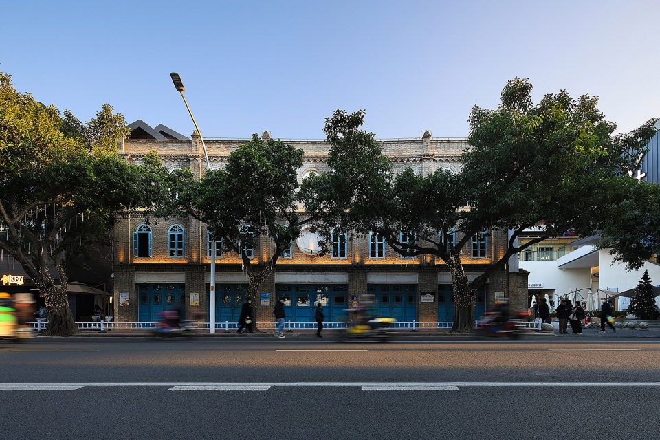 Yantai Mountain Commercial Streetscape Design by Fun Connection