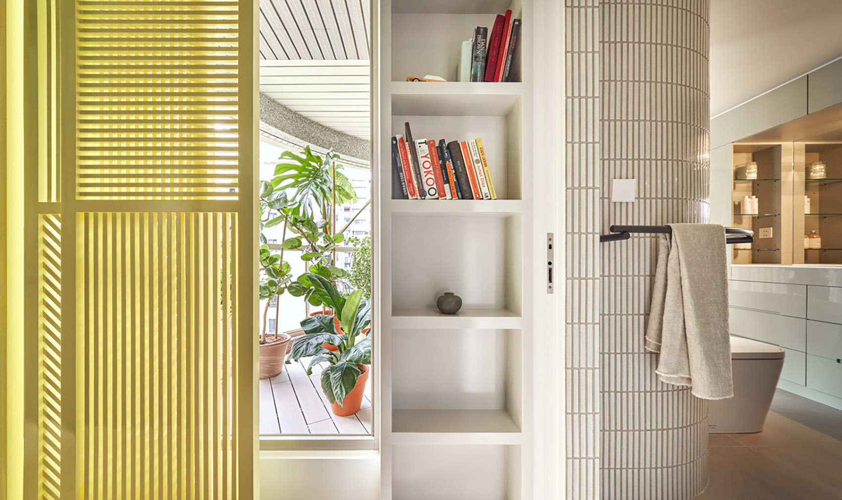 louver flat taiwan by phoebe says wow architects