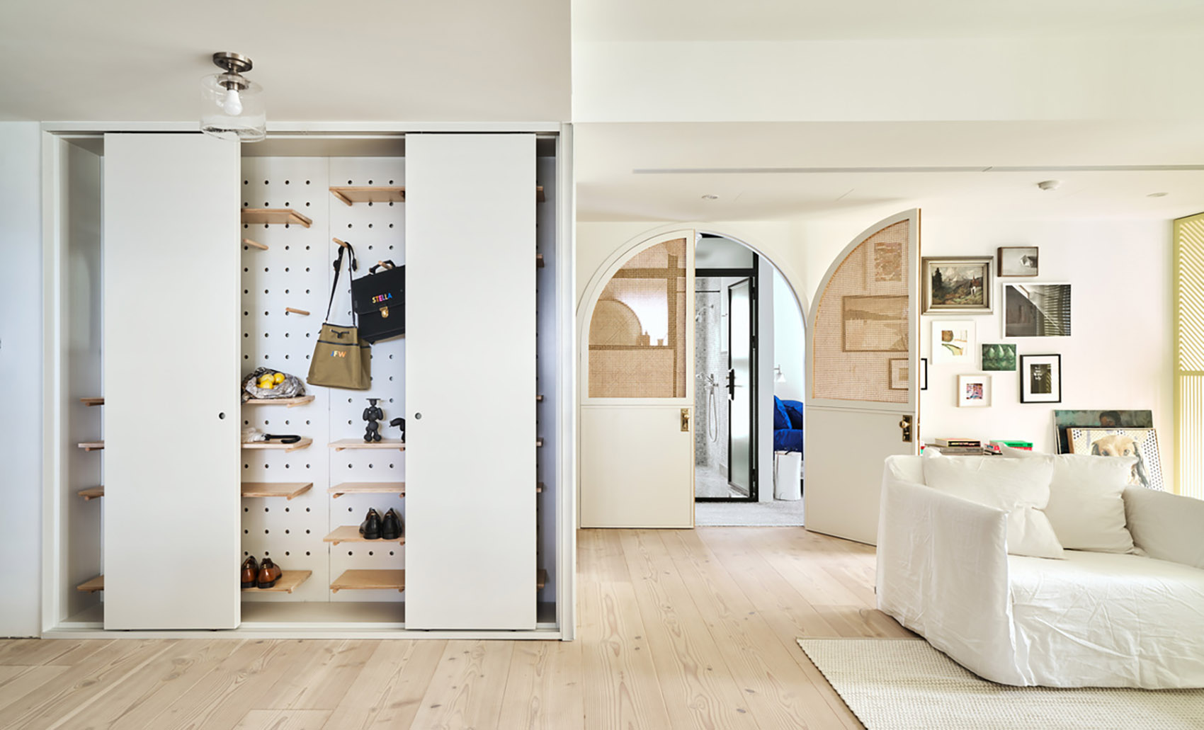 louver flat taiwan by phoebe says wow architects
