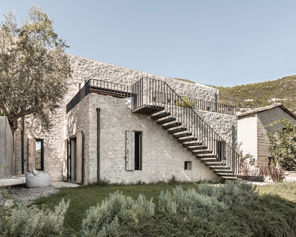 Peloponnese Rural House by Architectural Studio Ivana Lukovic