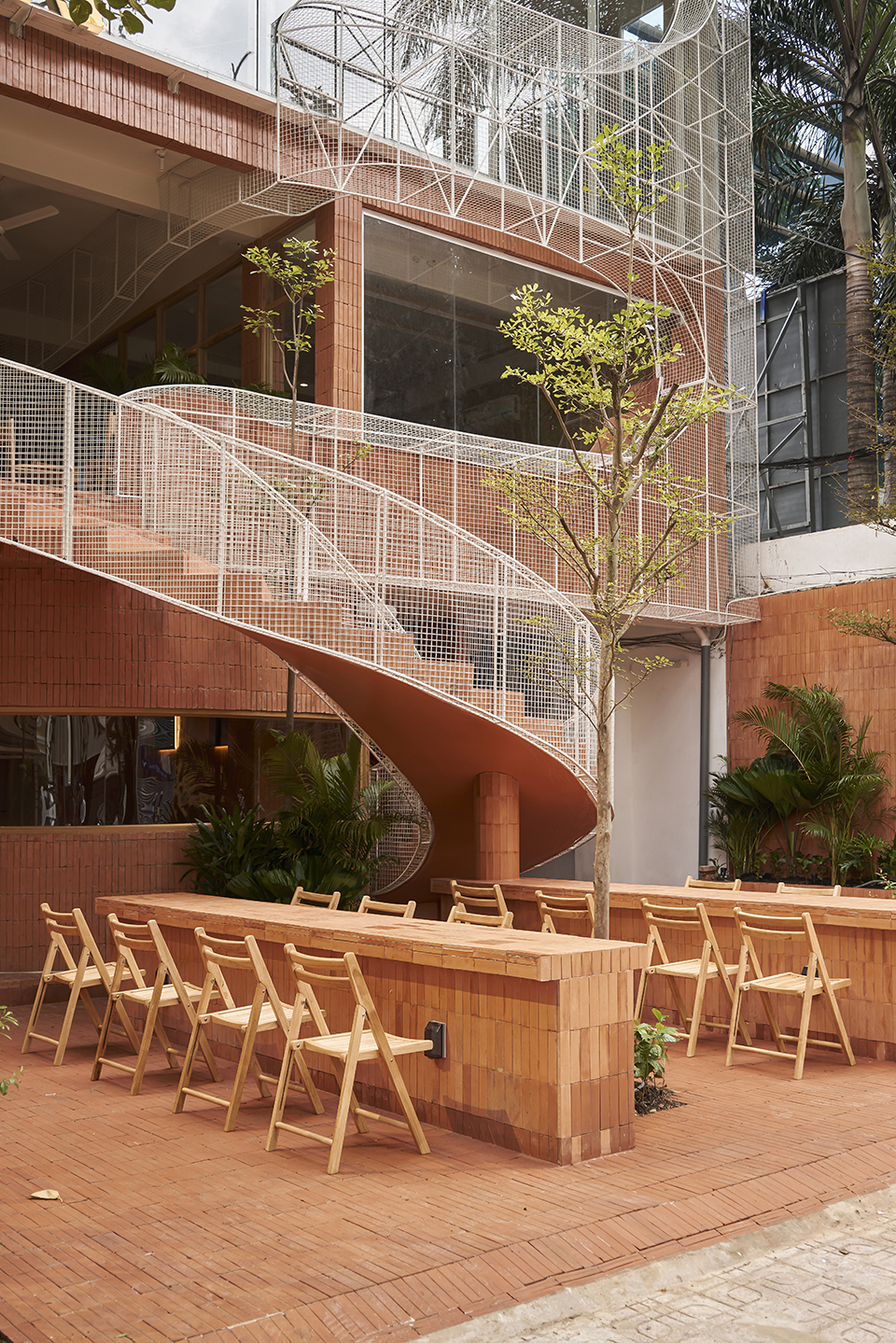 anh coffee roastery by red5studio