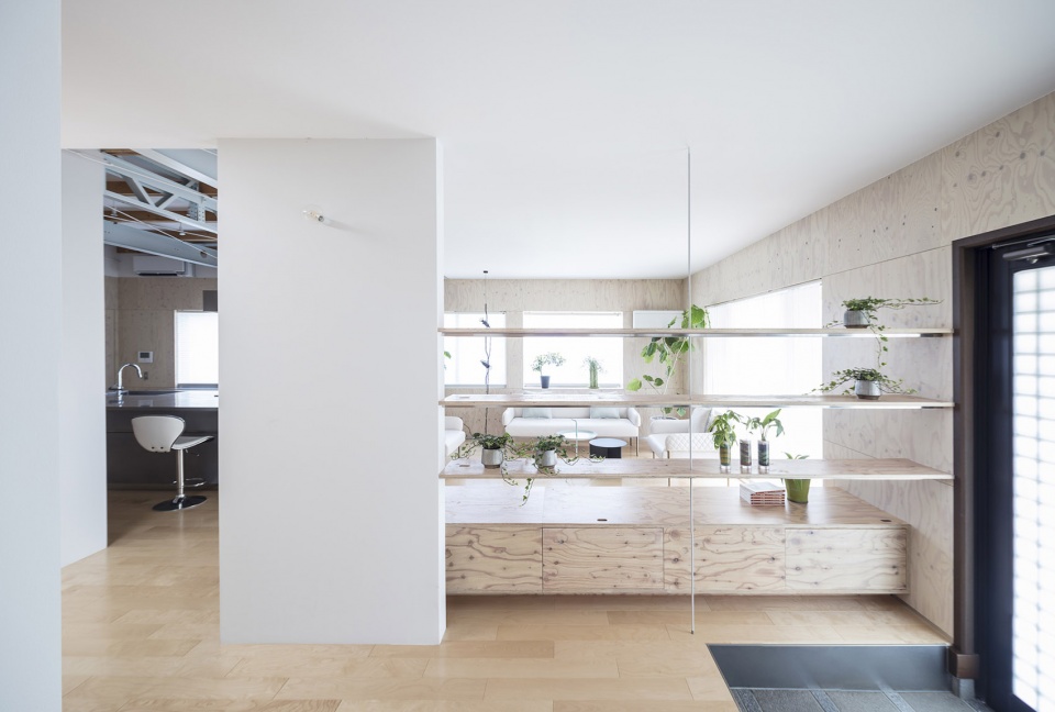 House in Honjo by Jorge Almazan Architects
