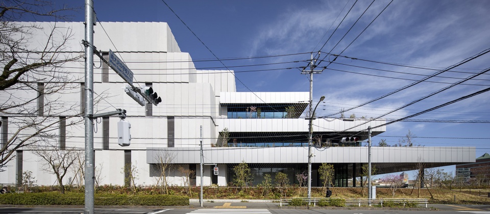 zenyaku kogyo rd center by nikken sekkei ltd