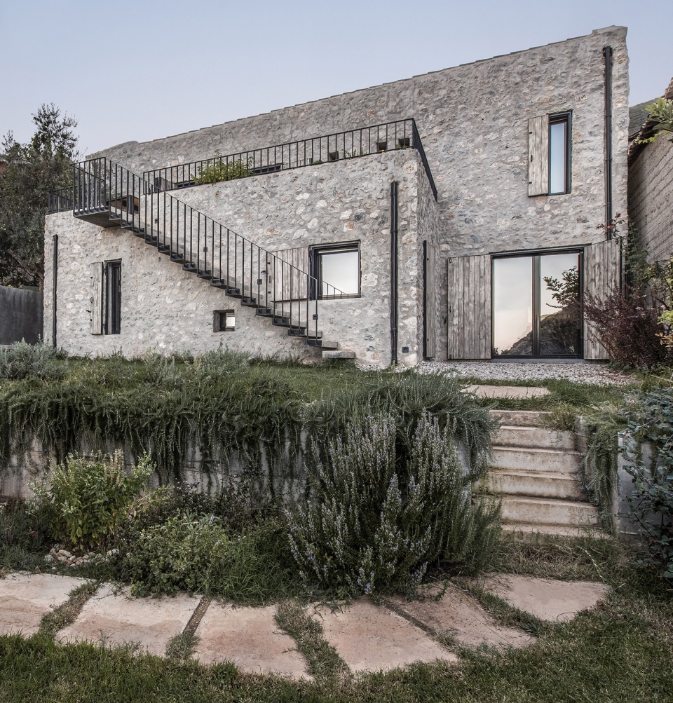 Peloponnese Rural House by Architectural Studio Ivana Lukovic