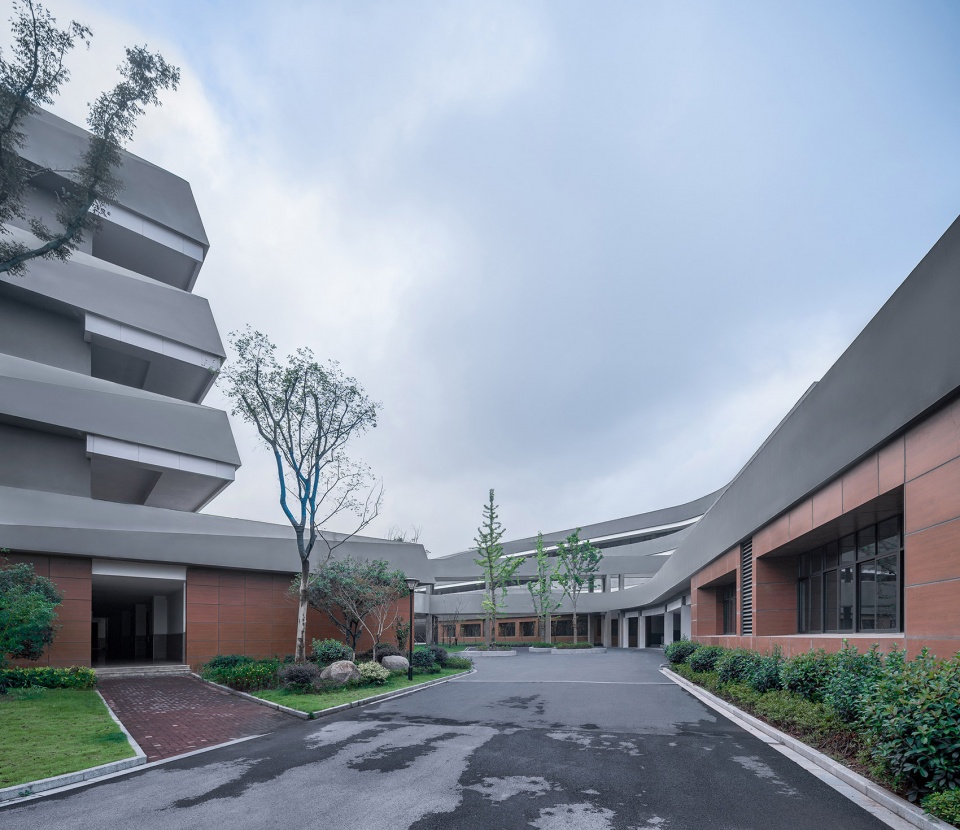 Southwest Elementary School China by MINAX Architects