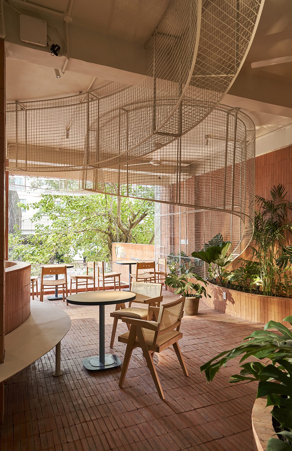 anh coffee roastery by red5studio