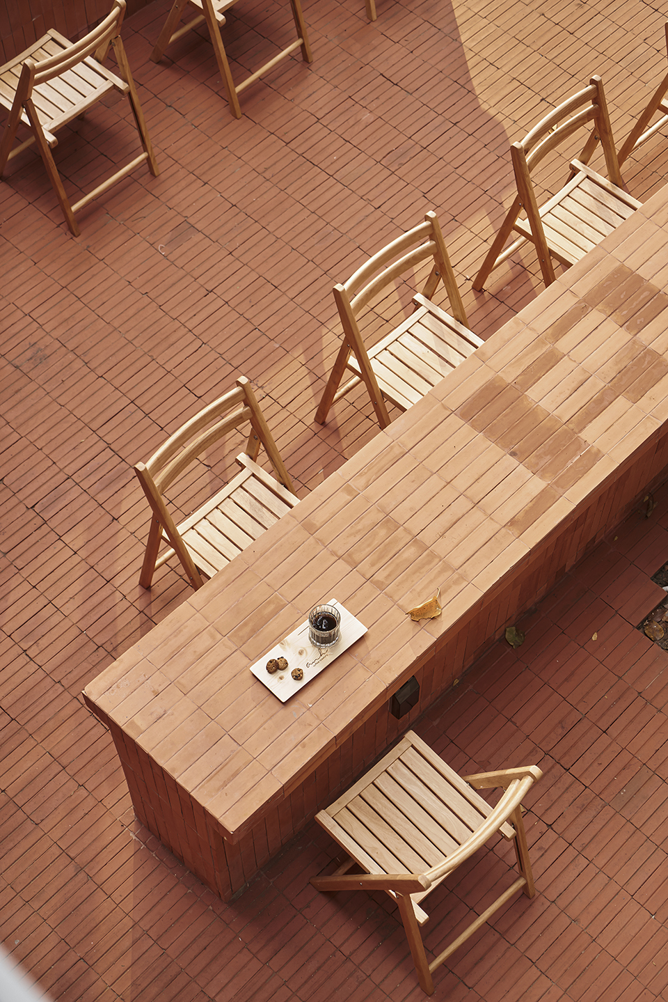 anh coffee roastery by red5studio