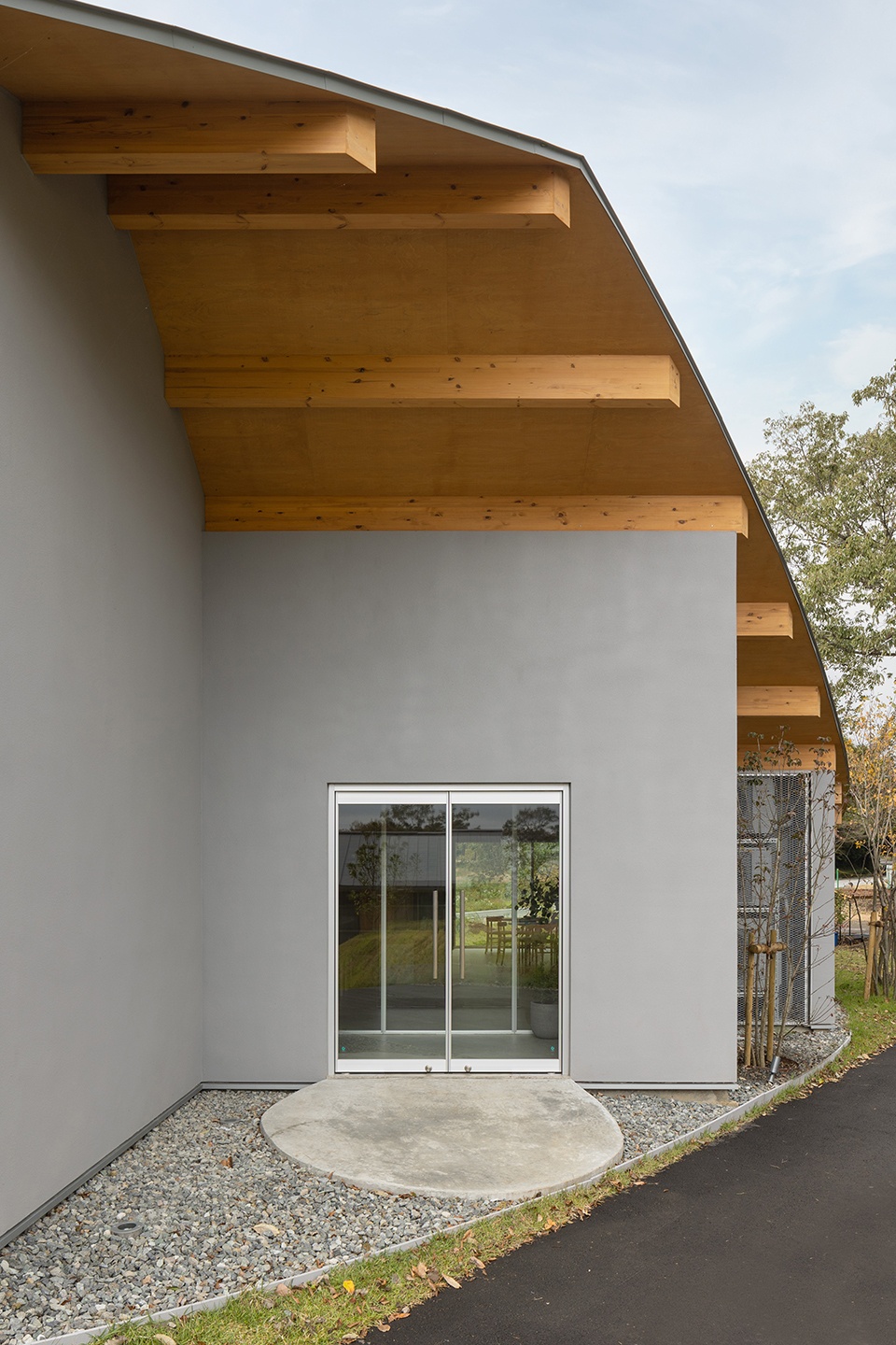 reception on the ridge by takashige yamashita office