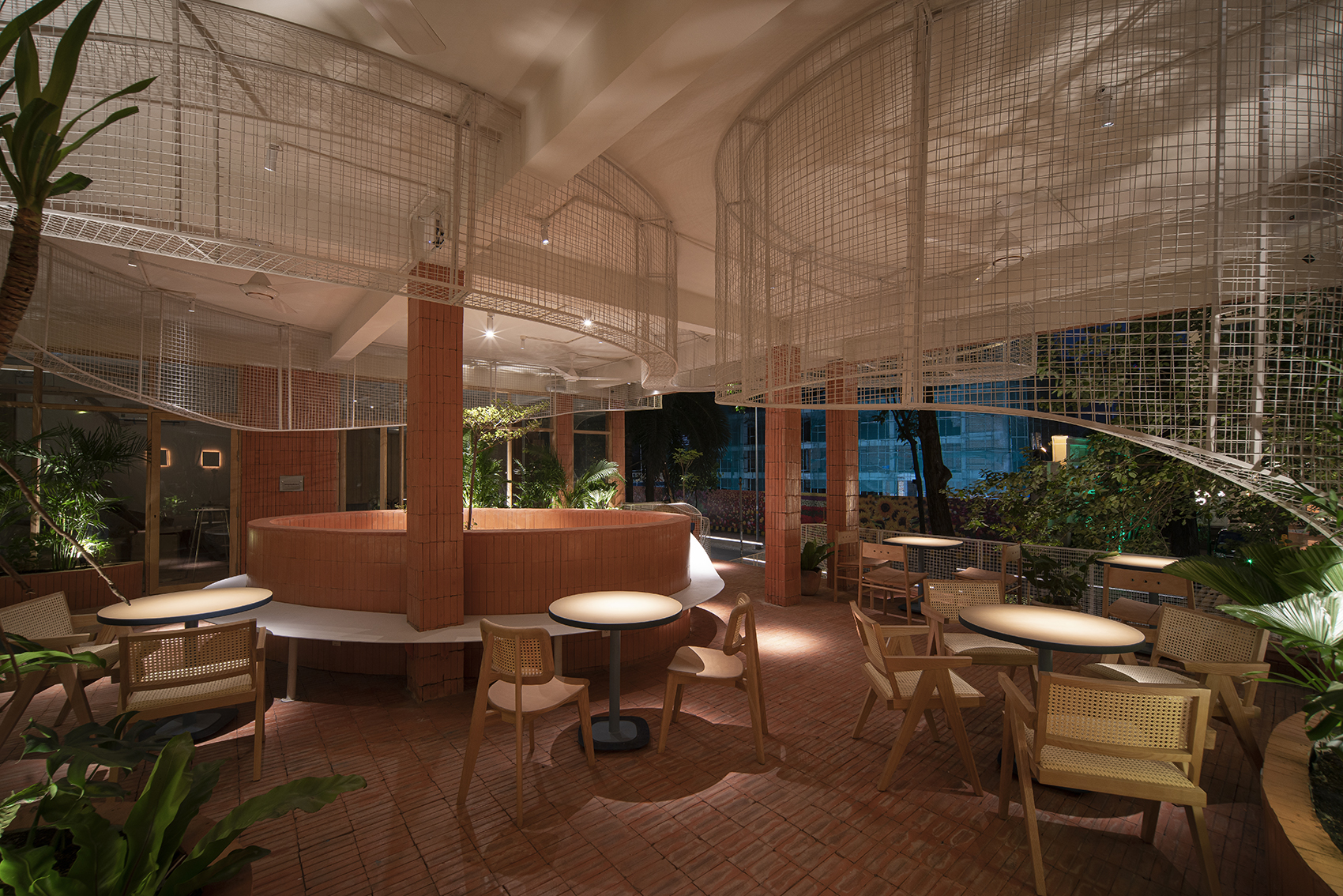 anh coffee roastery by red5studio