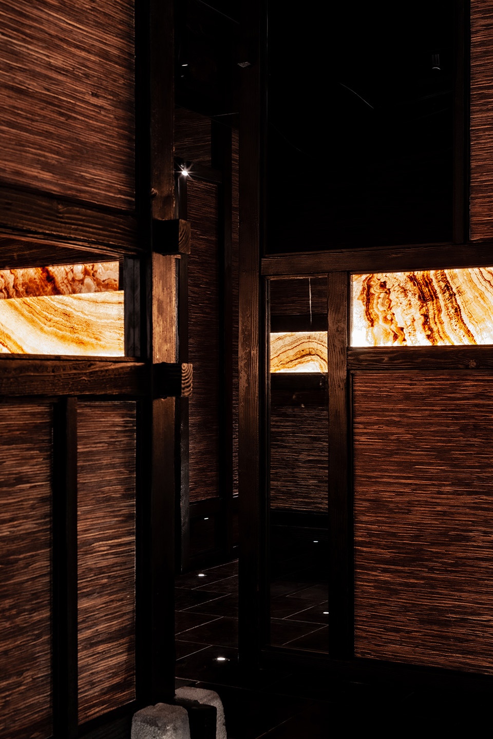 t0 sumibi yakiniku·shibuyanaka sushi china by nong studio