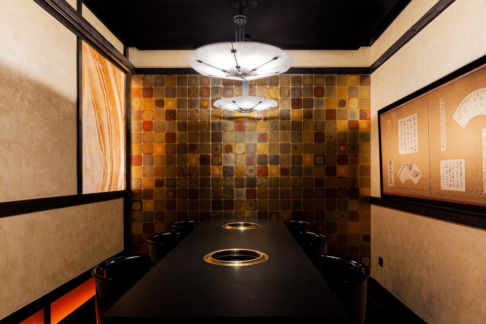 t0 sumibi yakiniku·shibuyanaka sushi china by nong studio