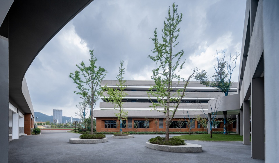 Southwest Elementary School China by MINAX Architects