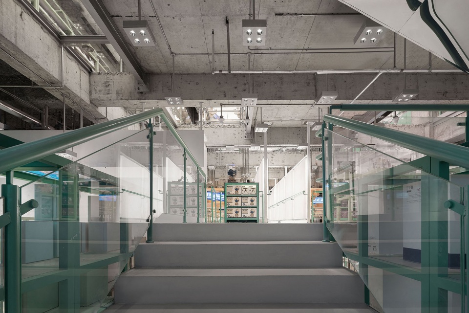 x11 flagship store incity mega wenzhou china by bloomdesign