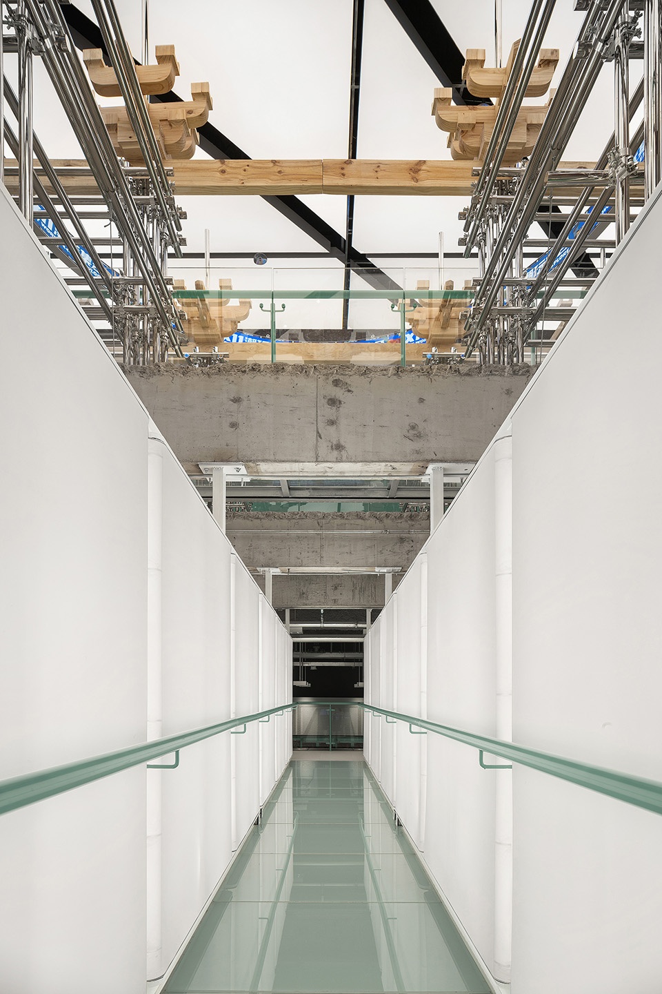 x11 flagship store incity mega wenzhou china by bloomdesign