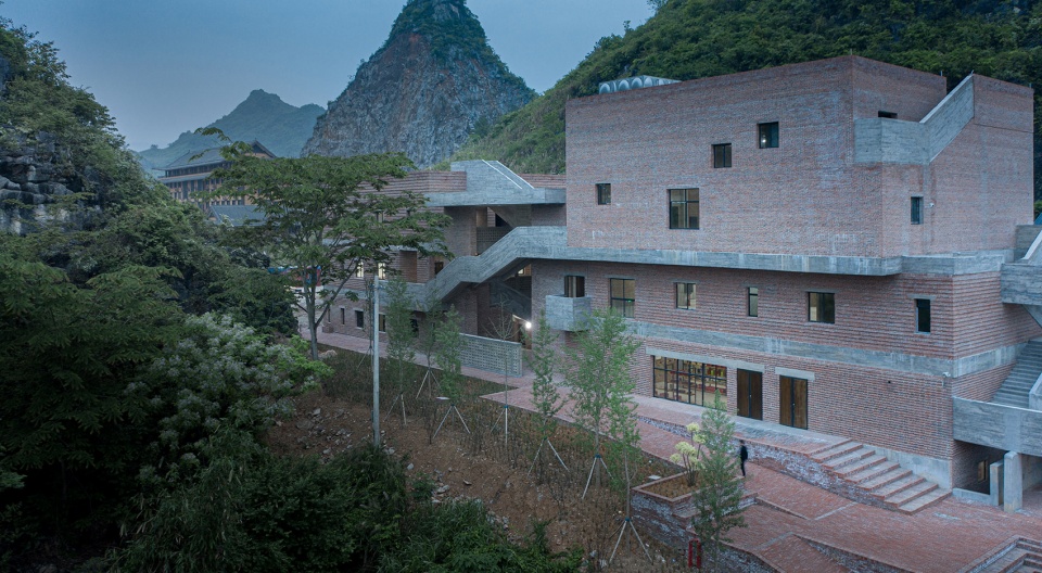 Cultural Service Center and LocalWorkshops of Ruyi Village Regional Studio