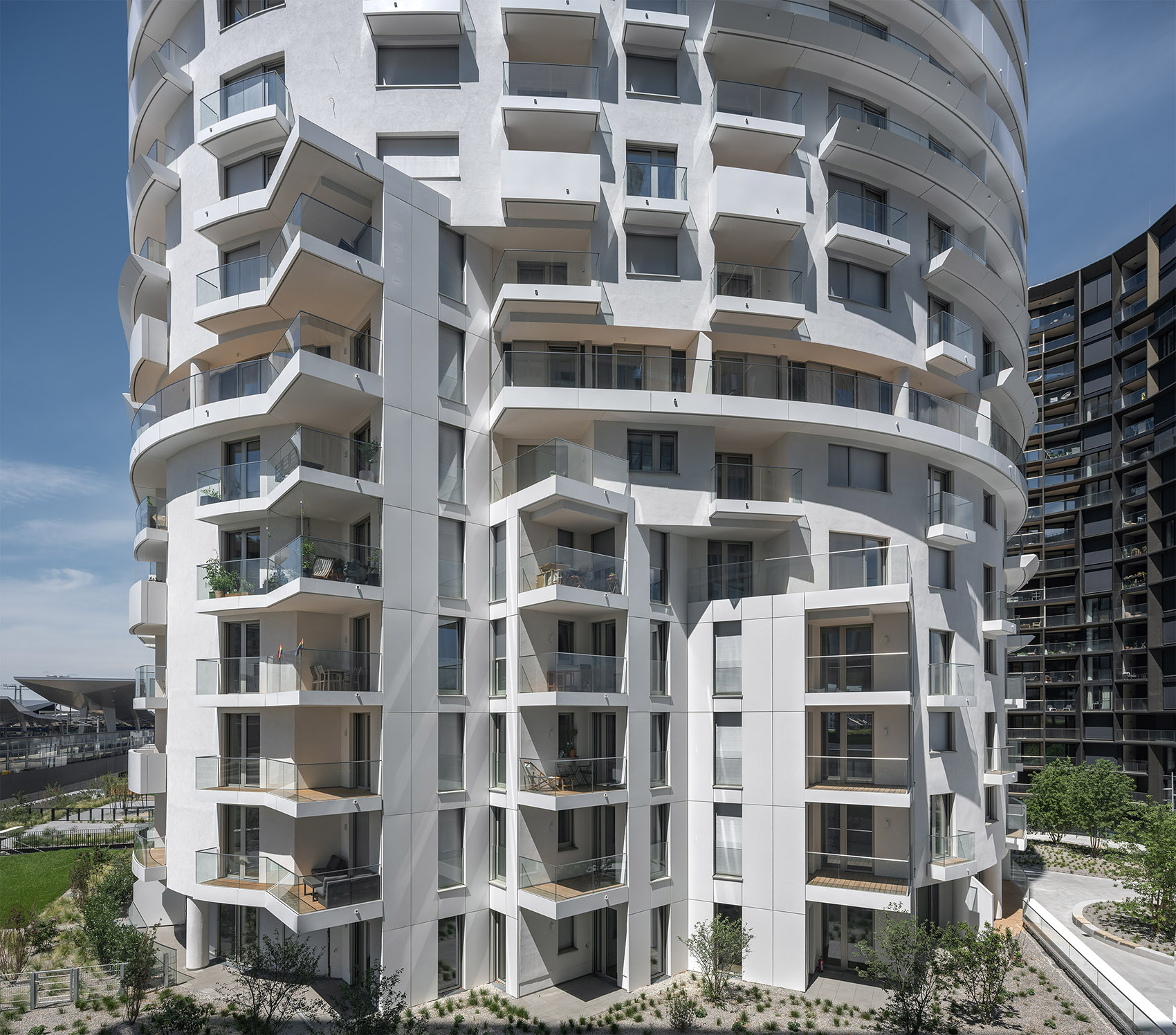 BelView Tower Coophimmelblau