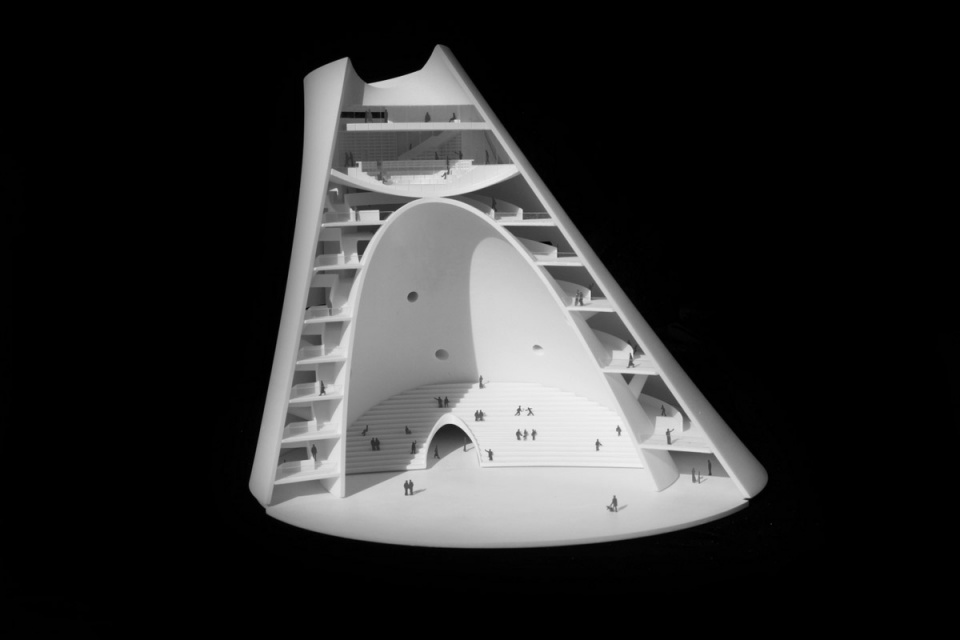 Ambitious Sun Tower OPEN