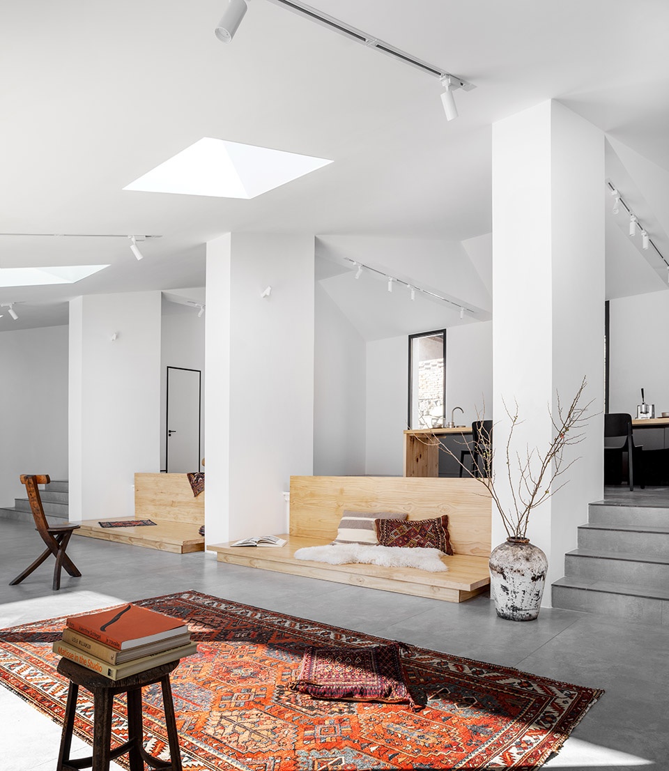 the roof house beijing by guo ban er