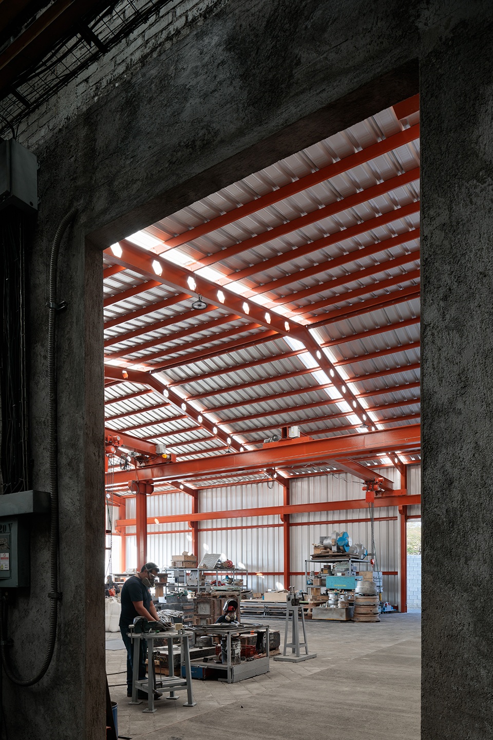 fm warehouse by emilio alvarez abouchard arquitectura