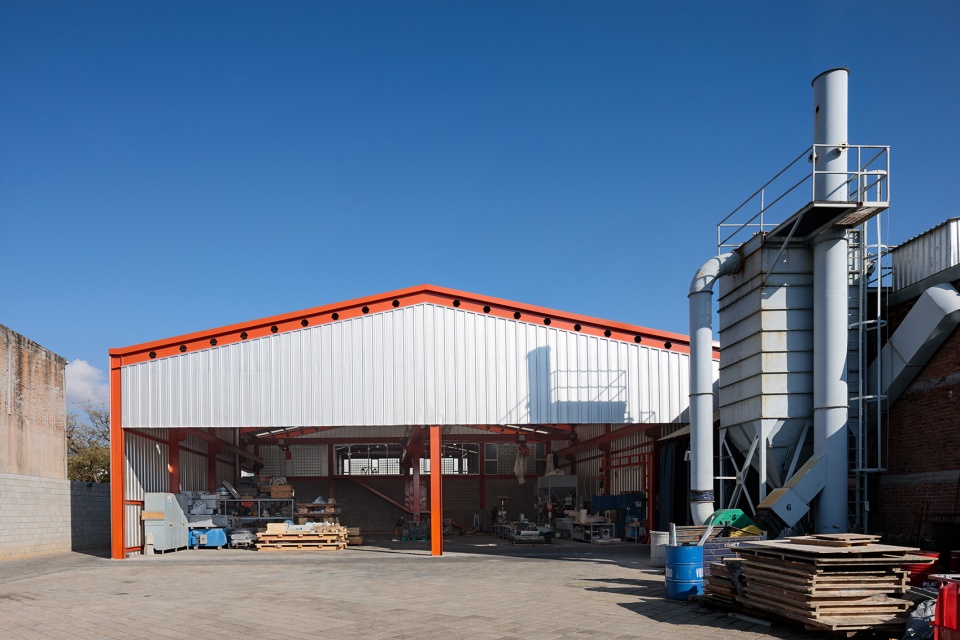 fm warehouse by emilio alvarez abouchard arquitectura