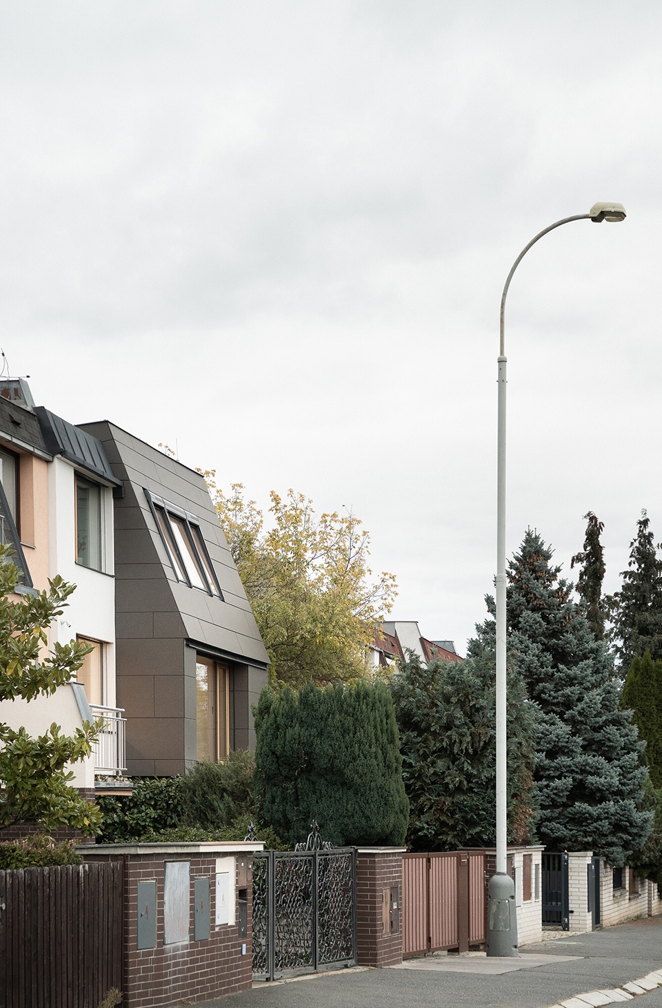 cherry tree house by soa architekti