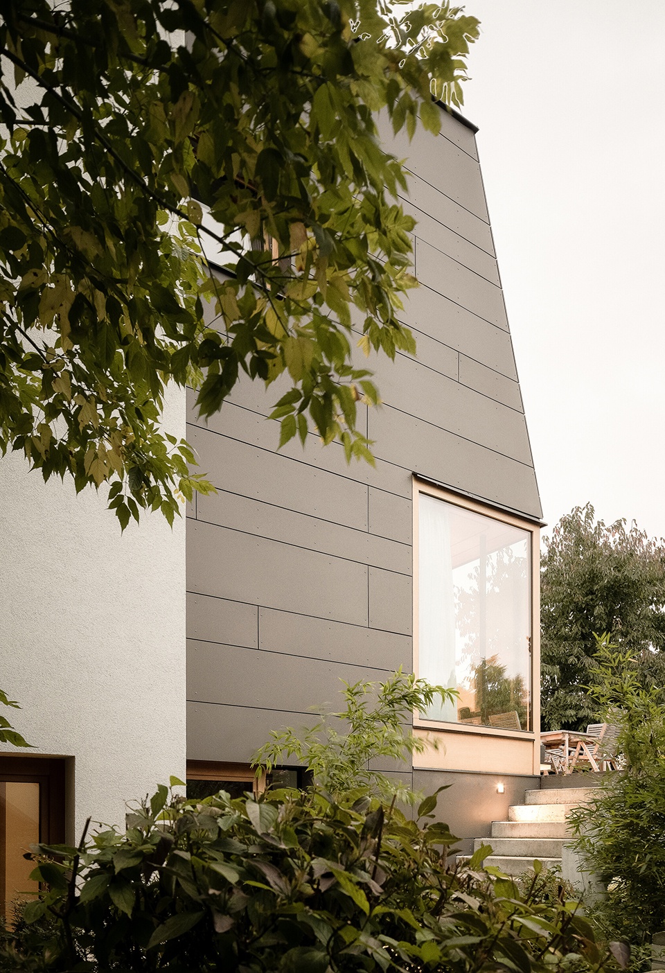 cherry tree house by soa architekti