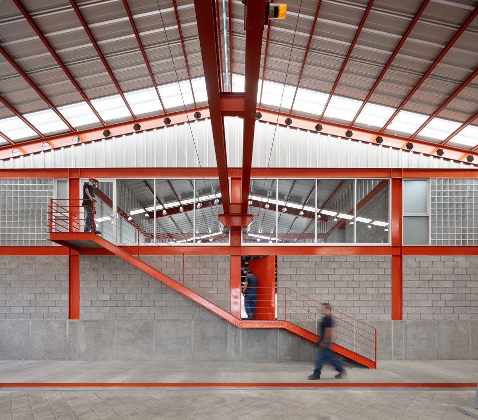 fm warehouse by emilio alvarez abouchard arquitectura 1