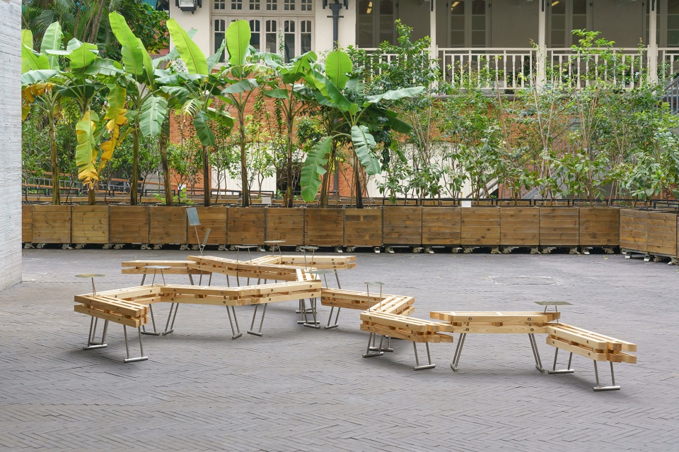 BRANCHING BENCHES by Napp Studio Architects