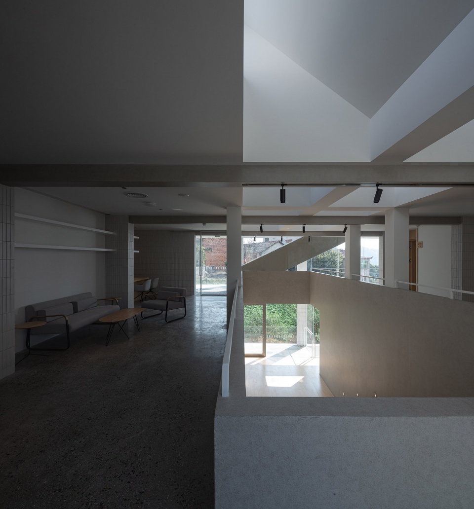 Begonia Inn China by atelier mearc