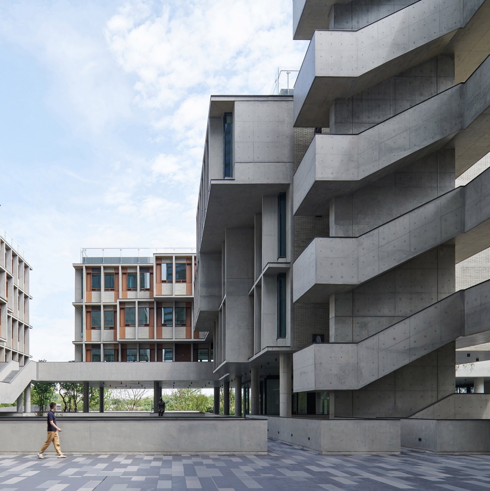 luxelakes floating headquarters china by vector architects