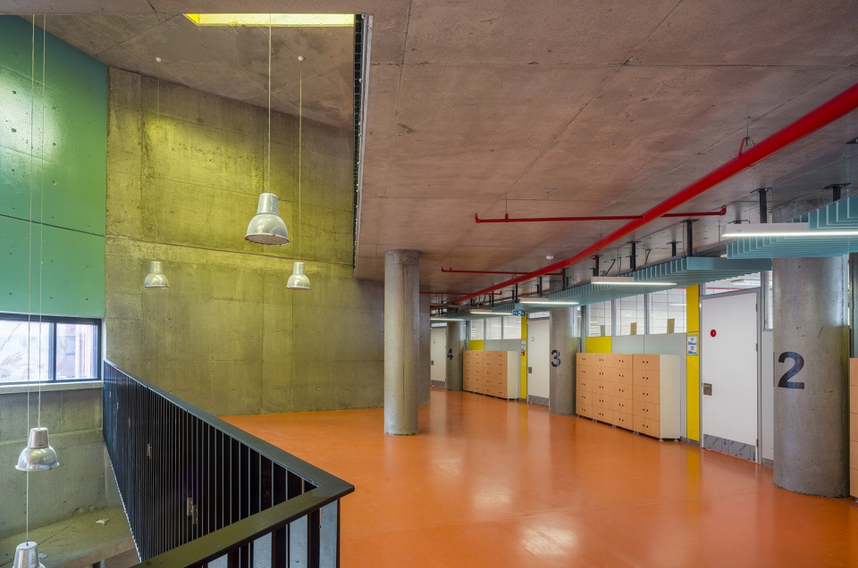 Aksemsettin Primary School by Uygur Architects