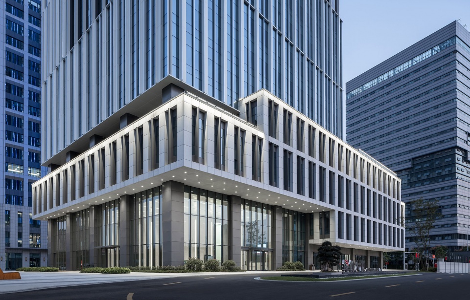 Lvchuang building China by GEN Architects