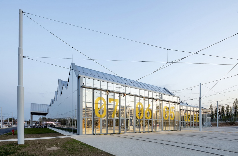 Maintenance and storage center for the T9 tramway by Ferrier Marchetti Studio