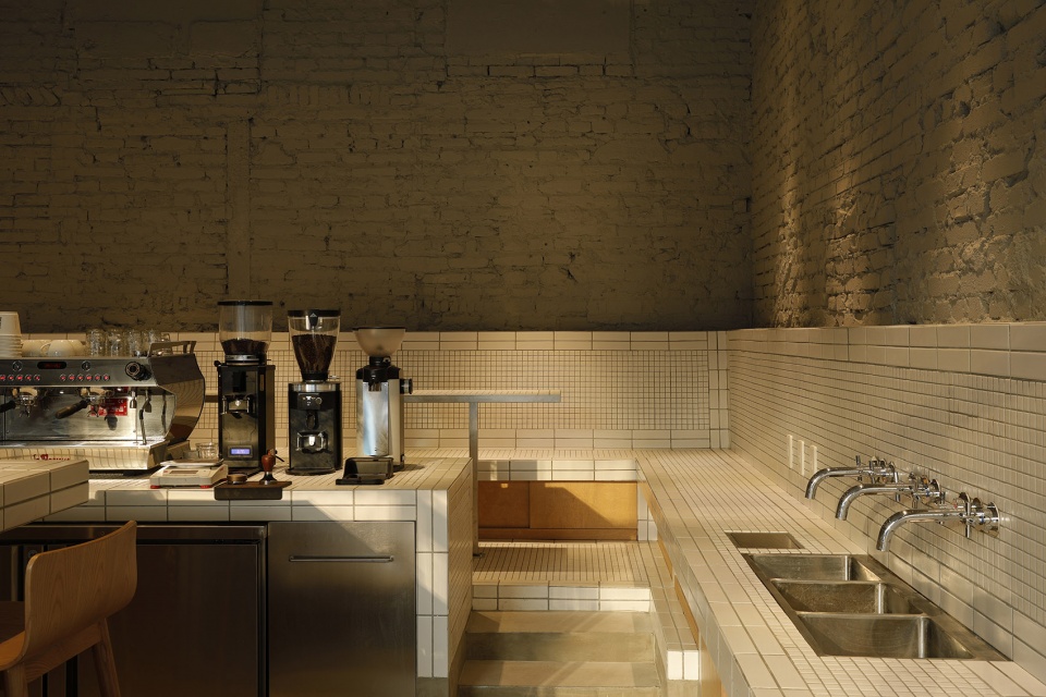 Cenchi Coffee China by SpaceStation