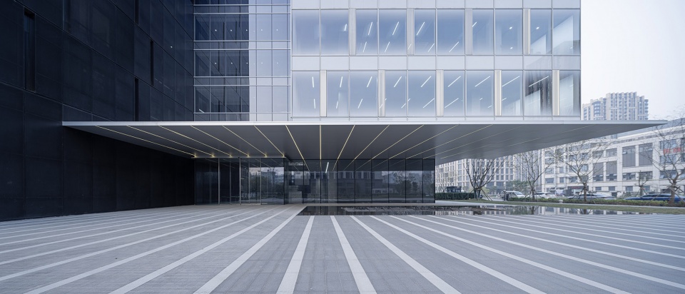 documentation of viewshine headquarters by fanhao meng gad x line