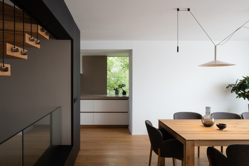 cherry tree house by soa architekti