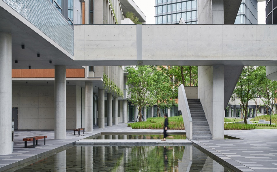 luxelakes floating headquarters china by vector architects