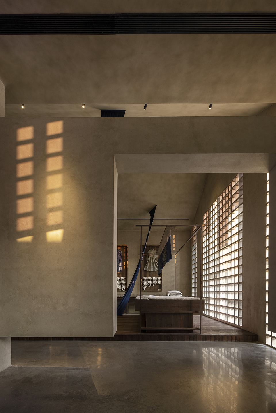 da sheng weaving museum china yejian interior design